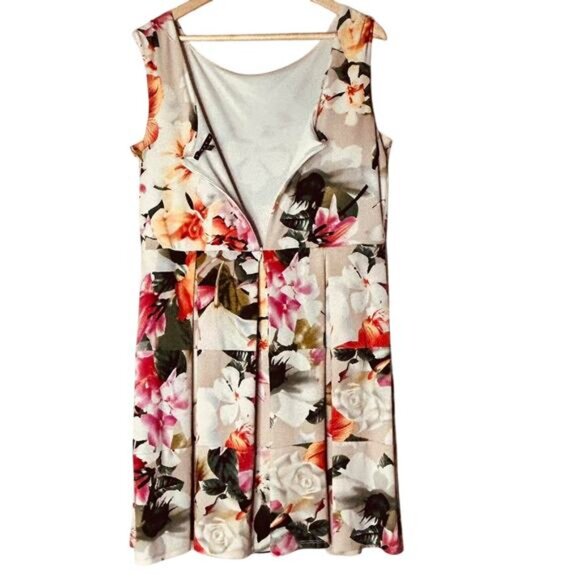 Tiana B Tan Pink Green White Floral Dress 14 Petite Sleeveless Fit Flare Zip - Picture 3 of 5